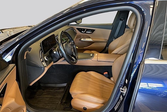 Mercedes-Benz E300 de 8 of 20