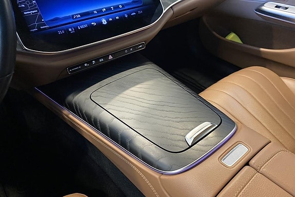 Mercedes-Benz E300 de 12 of 20