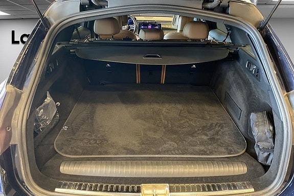 Mercedes-Benz E300 de 14 of 20