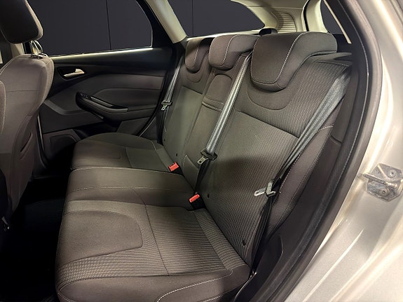 Ford Focus 18 of 27