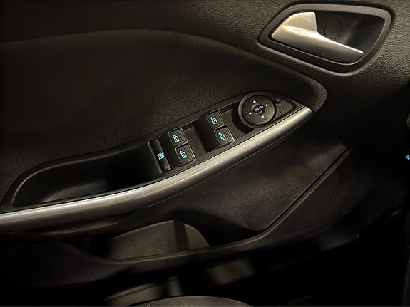 Ford Focus 23 of 27