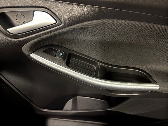 Ford Focus 24 of 27