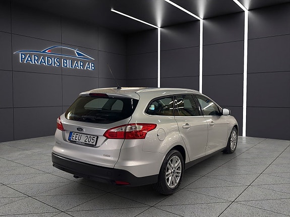 Ford Focus 5 of 27