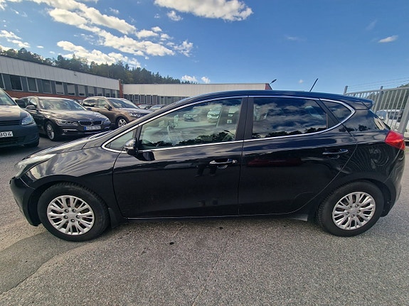 Kia Ceed 3 of 19