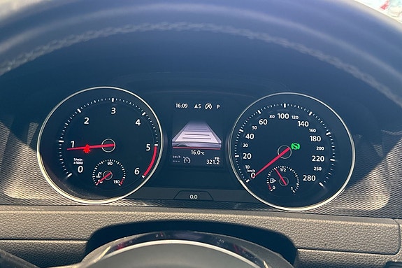 Volkswagen Golf I 18 of 26