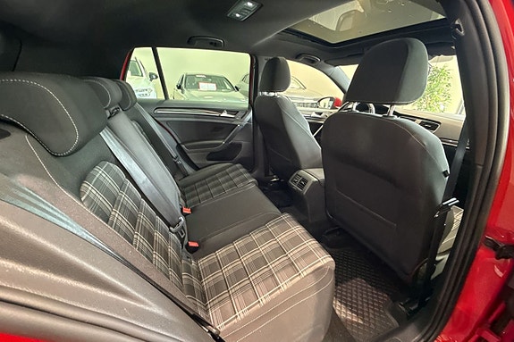 Volkswagen Golf I 10 of 26