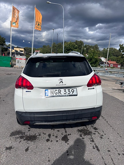Peugeot 2008 4 of 4