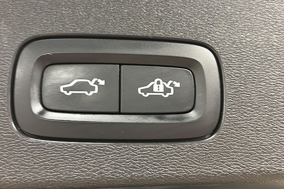 Volvo V60 9 of 22