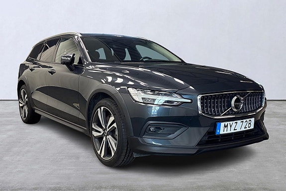 Volvo V60 Cross Country 6 of 27