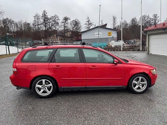 Volvo V50 4 of 8