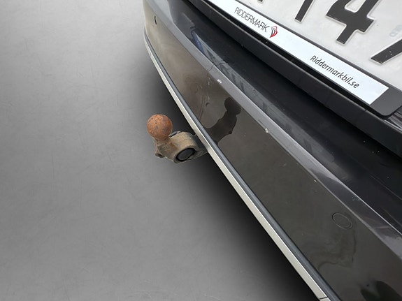 Volkswagen Passat Alltrack 11 of 30