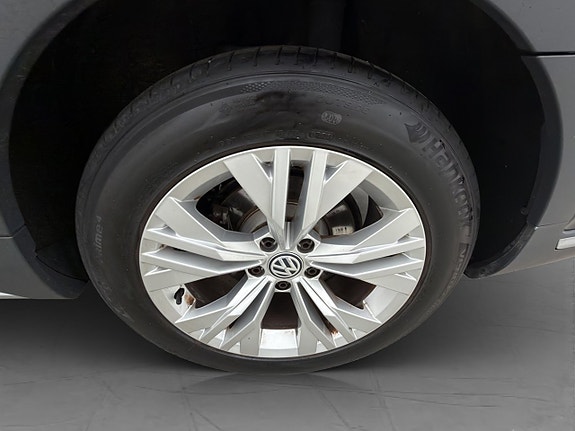 Volkswagen Passat Alltrack 30 of 30