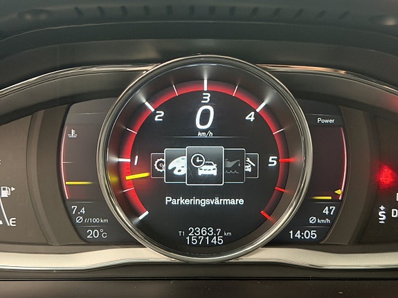 Volvo XC60 15 of 30