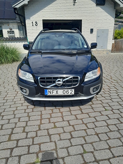 Volvo XC70 7 of 8