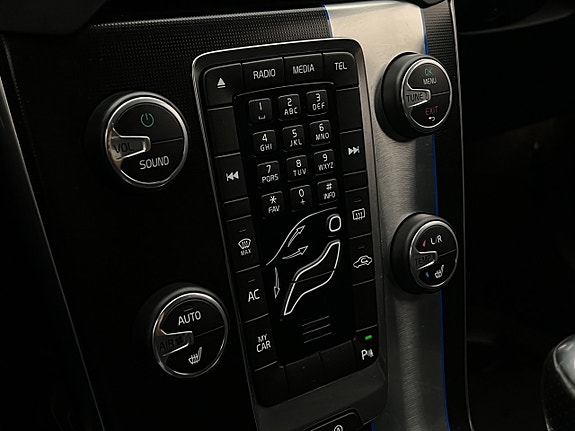 Volvo V40 19 of 26