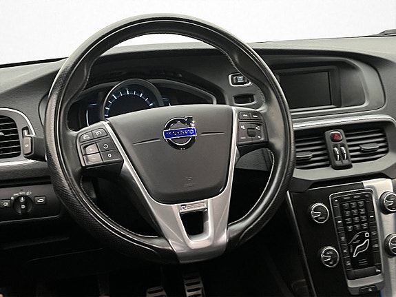 Volvo V40 13 of 26