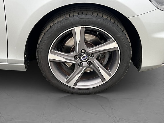 Volvo V40 26 of 26