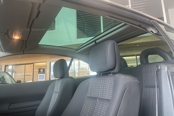 Renault Megane 10 of 12