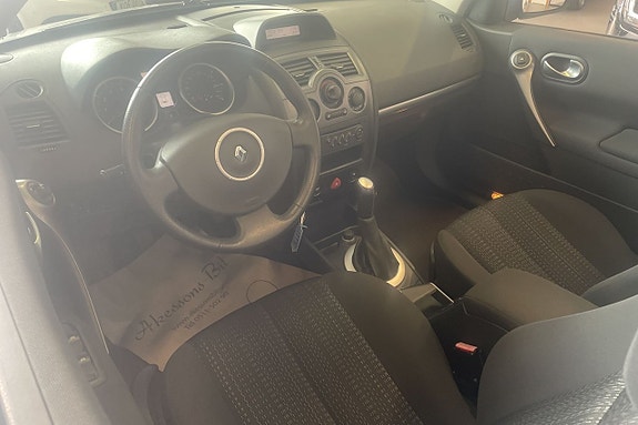 Renault Megane 7 of 12