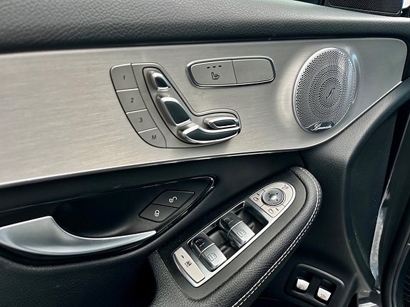 Mercedes-Benz GLC300 d 14 of 14