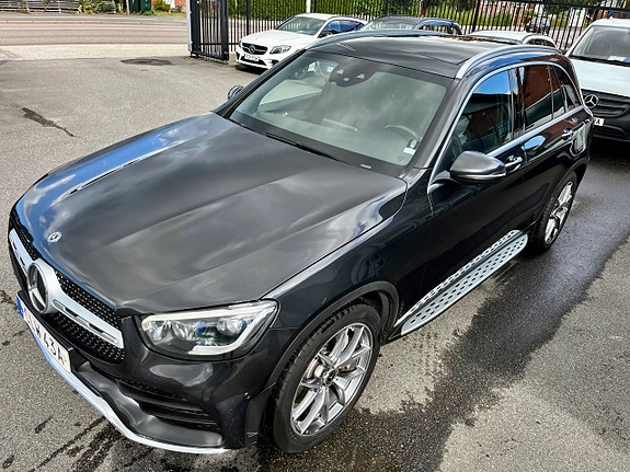 Mercedes-Benz GLC300 d 3 of 14