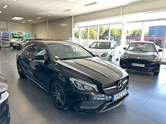 Mercedes-Benz CLA250 4 of 17