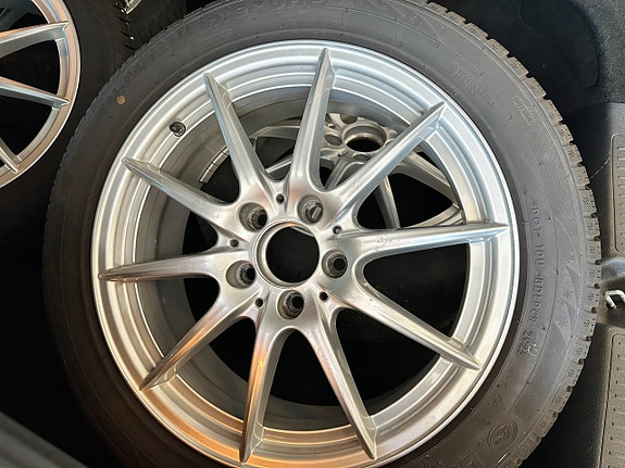Mercedes-Benz CLA250 17 of 17