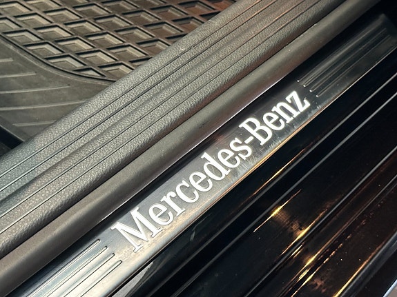 Mercedes-Benz CLA250 15 of 17