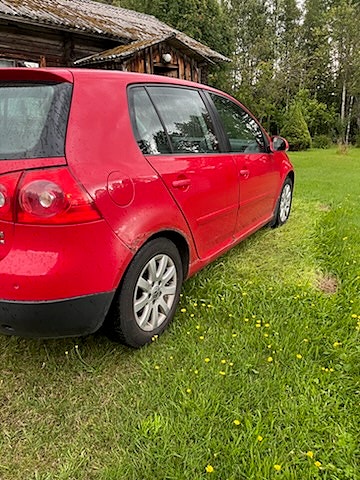 Volkswagen Golf V 9 of 9