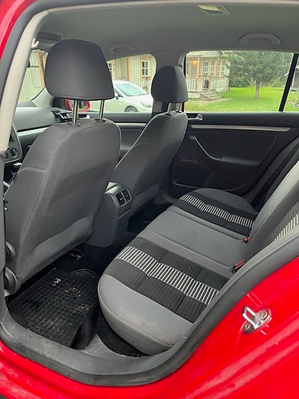 Volkswagen Golf V 6 of 9