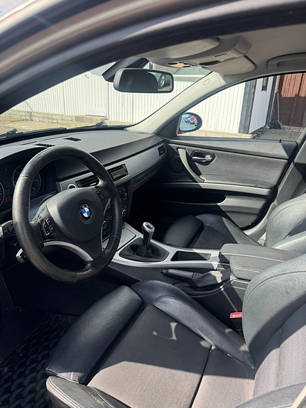 BMW 320d 6 of 6