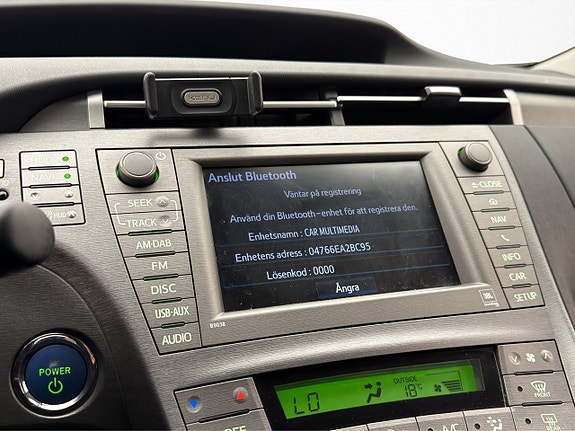 Toyota Prius Plug-in Hybrid 20 of 30