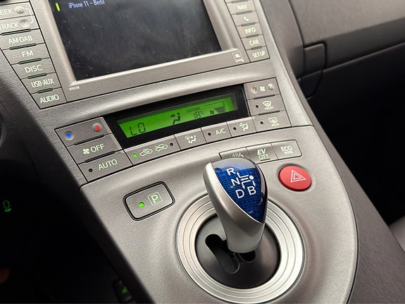 Toyota Prius Plug-in Hybrid 22 of 30