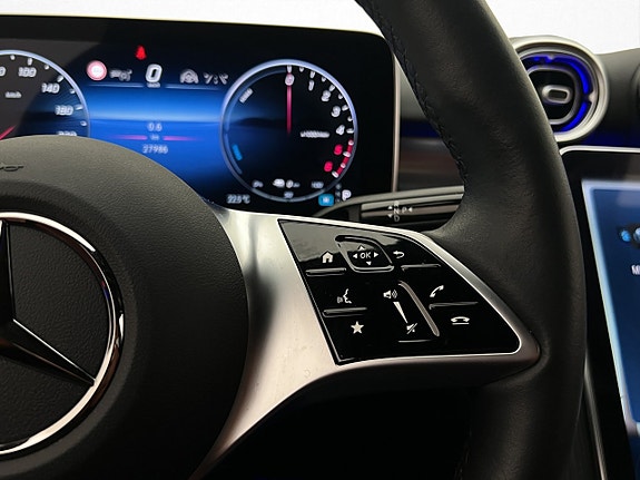 Mercedes-Benz C300 22 of 30