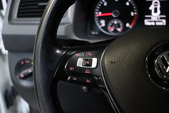 Volkswagen Caddy 18 of 20