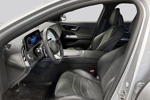 Mercedes-Benz E300 de 8 of 19