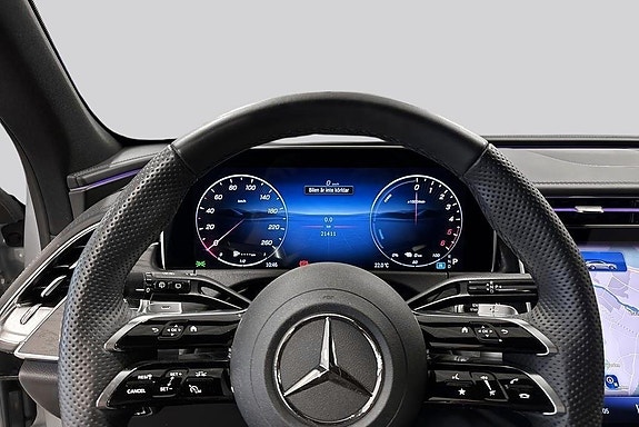 Mercedes-Benz E300 de 11 of 19