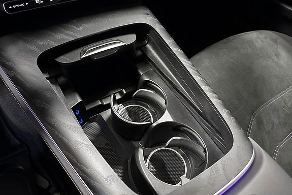 Mercedes-Benz E300 de 13 of 19