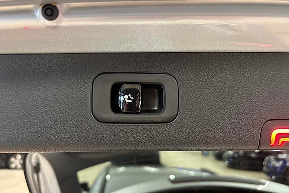 Mercedes-Benz E300 de 17 of 19