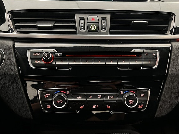 BMW X1 20 of 29