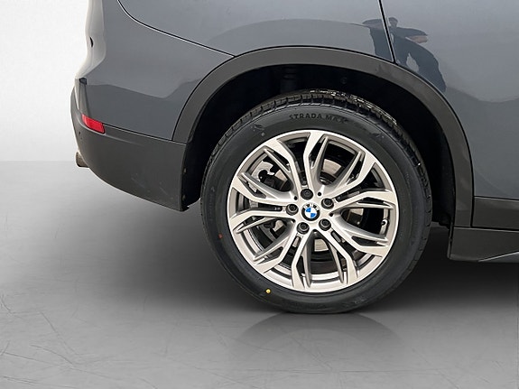 BMW X1 28 of 29