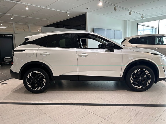 Nissan Qashqai 2 of 8