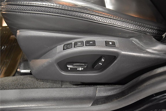Volvo XC70 15 of 24