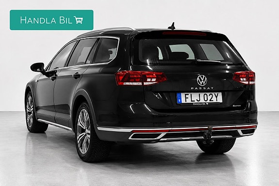 Volkswagen Passat Alltrack 7 of 22