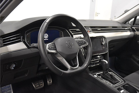 Volkswagen Passat Alltrack 8 of 22