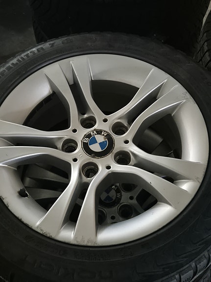 BMW 318d 4 of 5