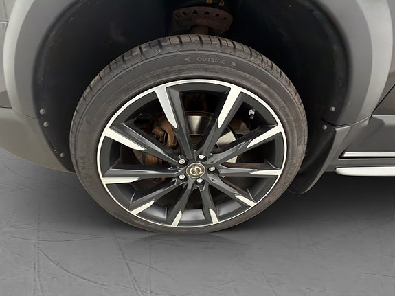 Volvo XC70 10 of 30