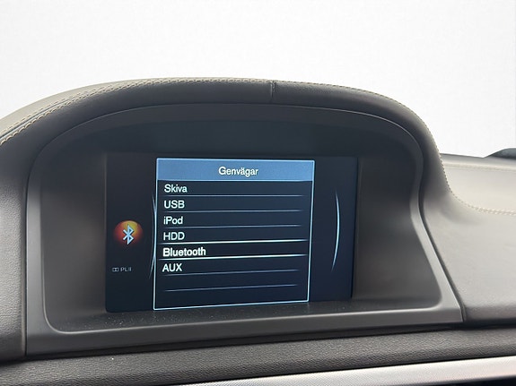 Volvo XC70 25 of 30