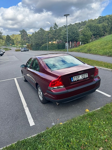 Volvo S60 5 of 5