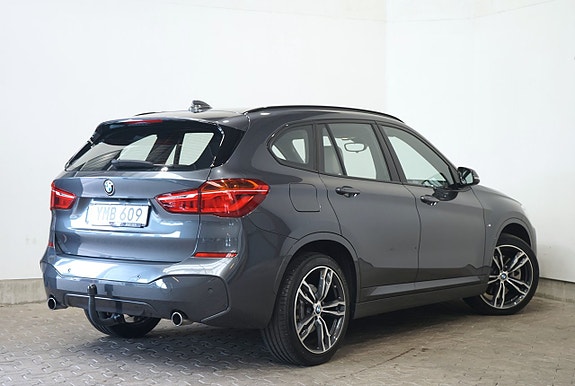 BMW X1 4 of 11